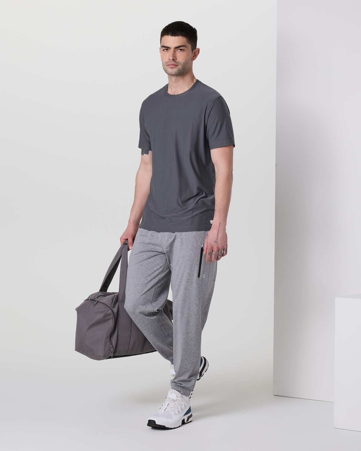 Vuori Strato Tech Tee Men's Moonlight Workout Shirt