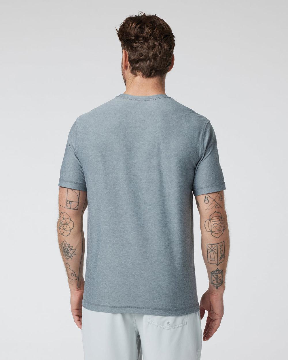 Vuori Strato Tech Tee Dusty Blue Heather Workout Shirt