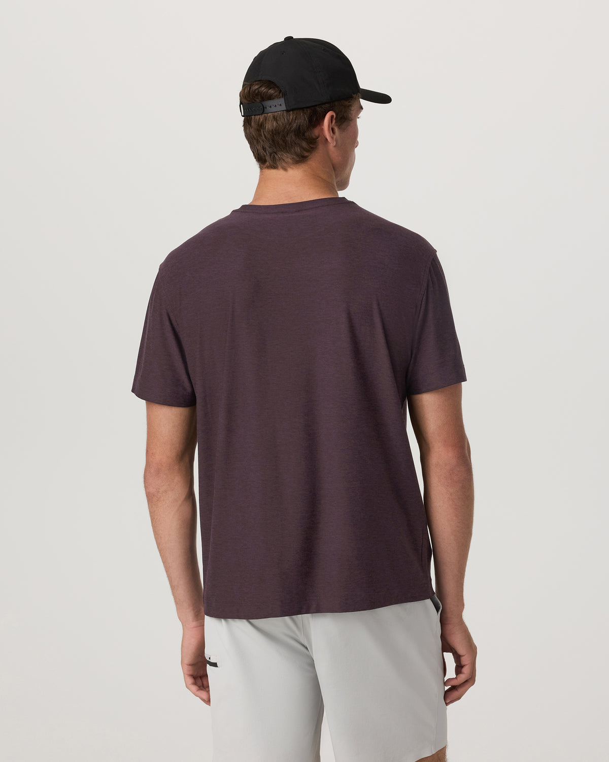 Vuori Short Sleeve Strato Pocket Tee - Relaxed Fit Raisin Heather