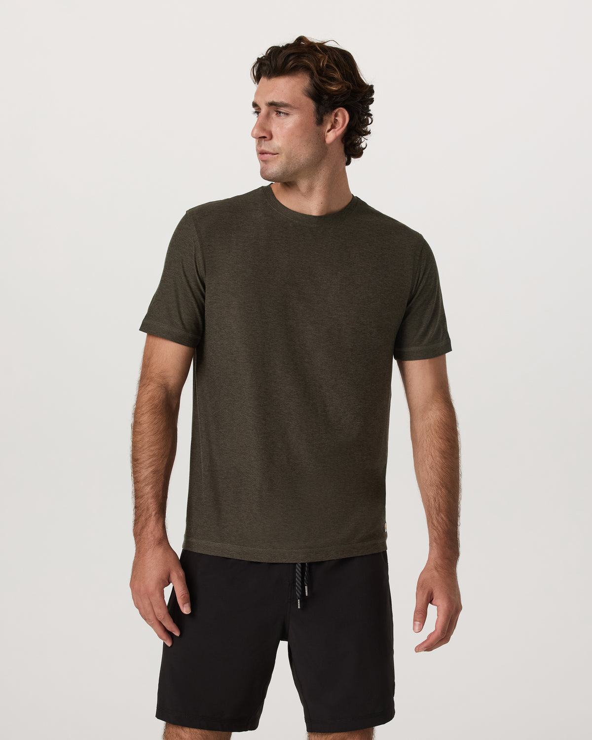 Vuori Strato Tech Tee Men's Dark Oregano Heather T-Shirt