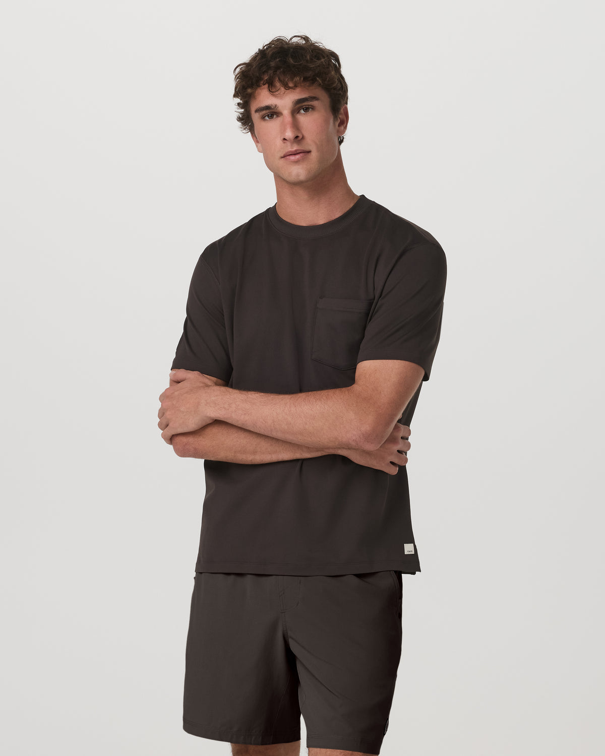 Vuori Men's Short Sleeve Ponto Pocket Tee - Relaxed Fit Carbon