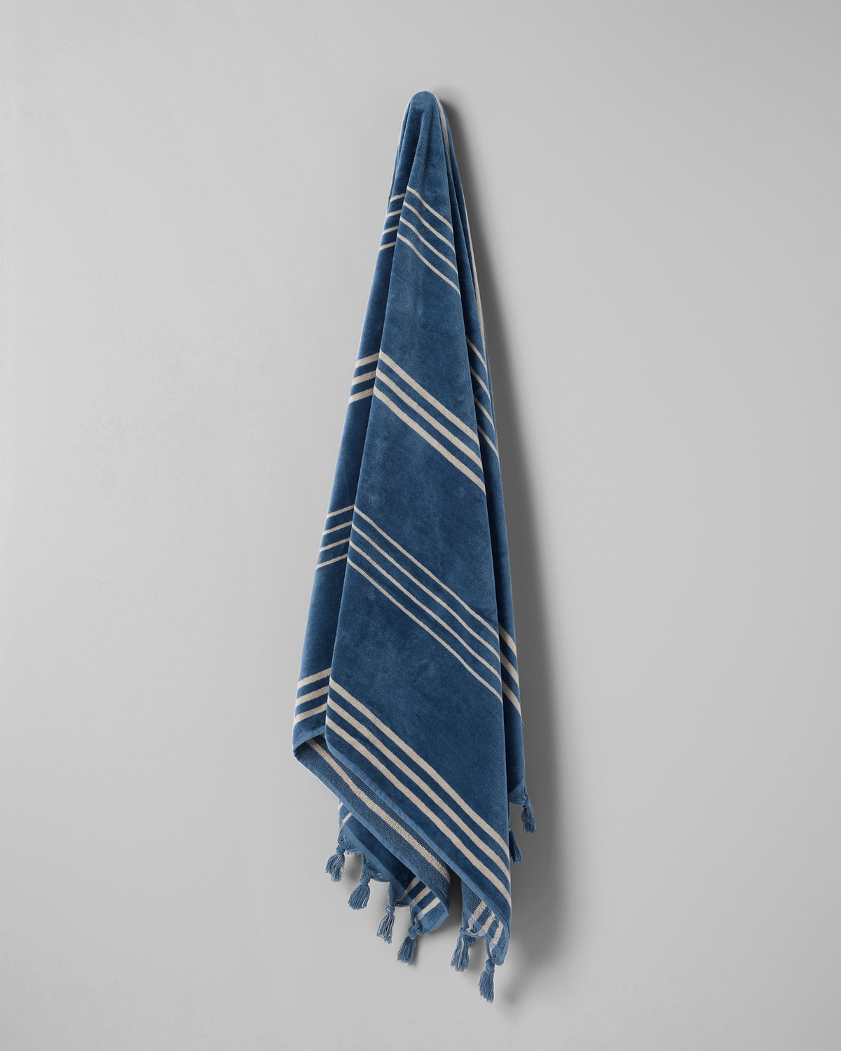 Vuori Fringe Beach Towel Versatile Towel - Pond